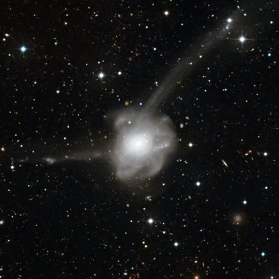 Atoms for Peace Galaxie, Arp 226