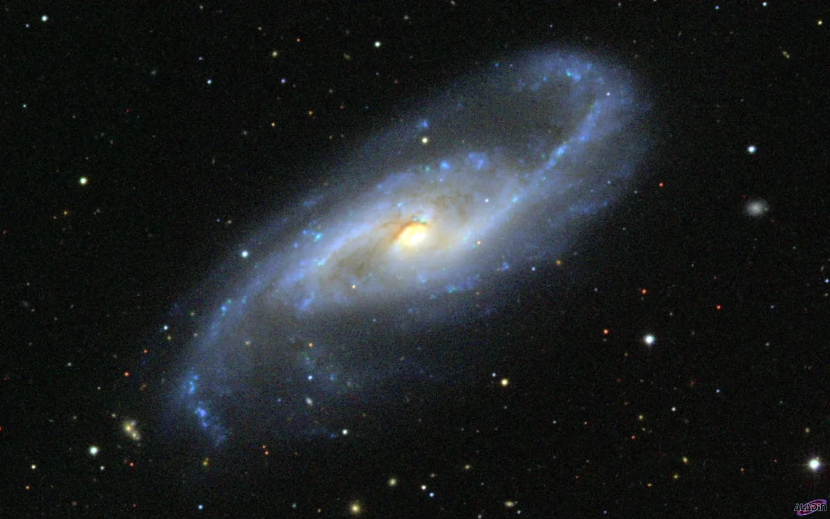 Galaxie NGC 4527