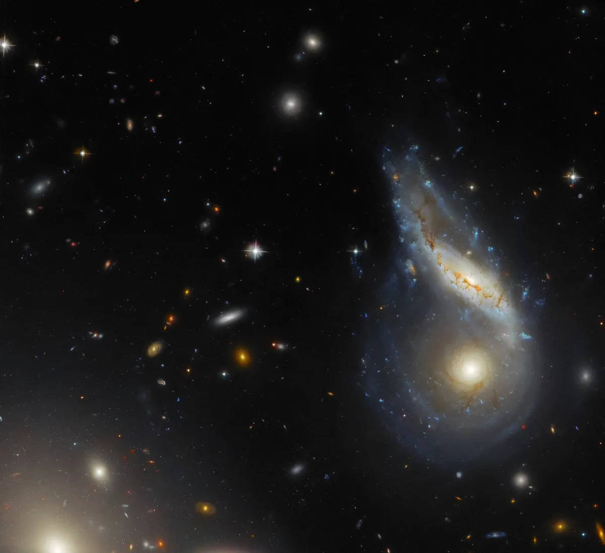 Arp 122 (NGC 6040 + LEDA 59642)